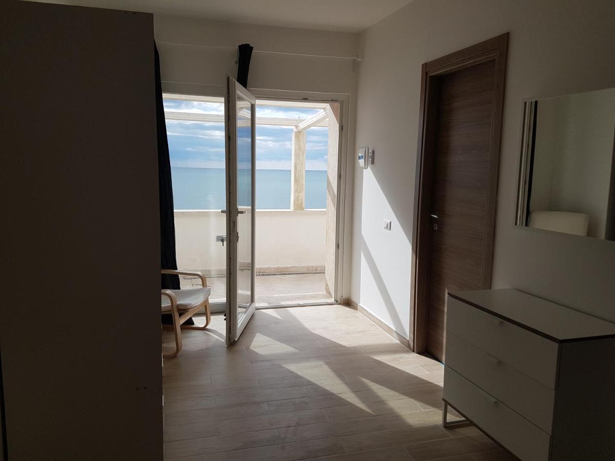 Il Paradiso Sul Mare Anzio Rum bild